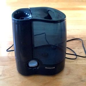 HONEYWELL Steam Humidifier